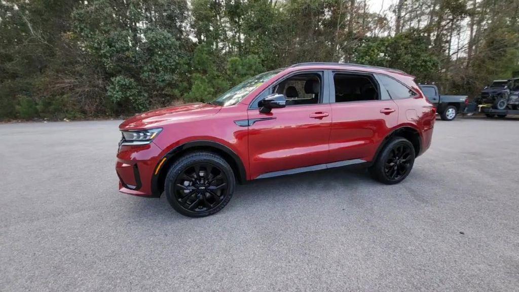 used 2023 Kia Sorento car, priced at $27,350