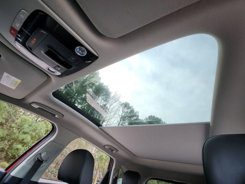 used 2023 Kia Sorento car, priced at $27,350