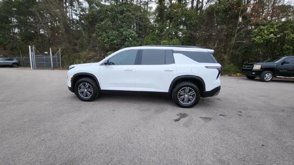used 2024 Chevrolet Traverse car, priced at $32,950