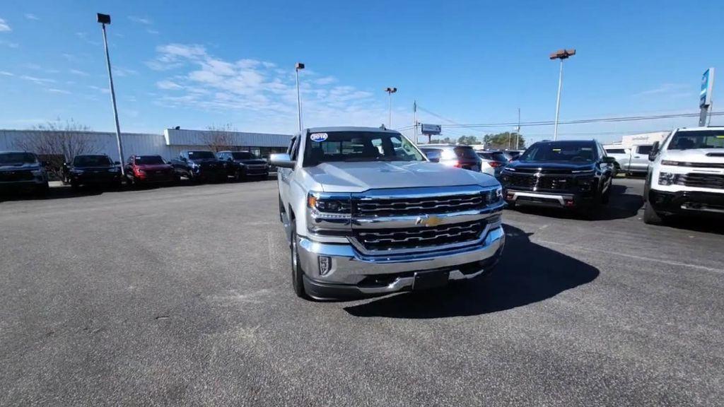 used 2018 Chevrolet Silverado 1500 car, priced at $31,200