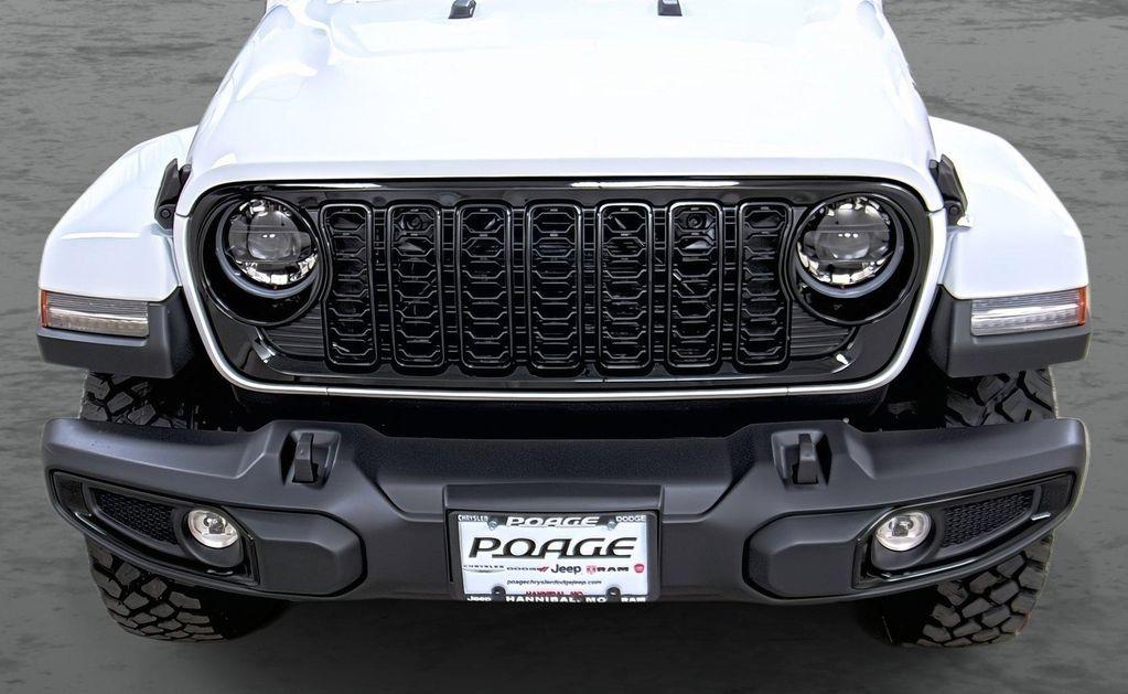 new 2026 Jeep Gladiator car, priced at $43,715