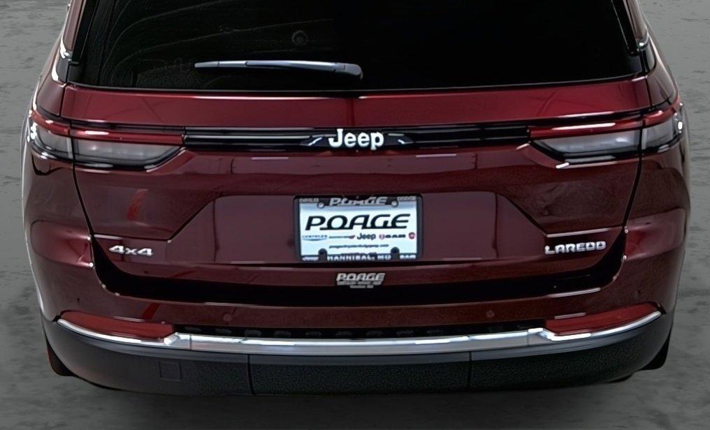 new 2026 Jeep Grand Cherokee car, priced at $40,235