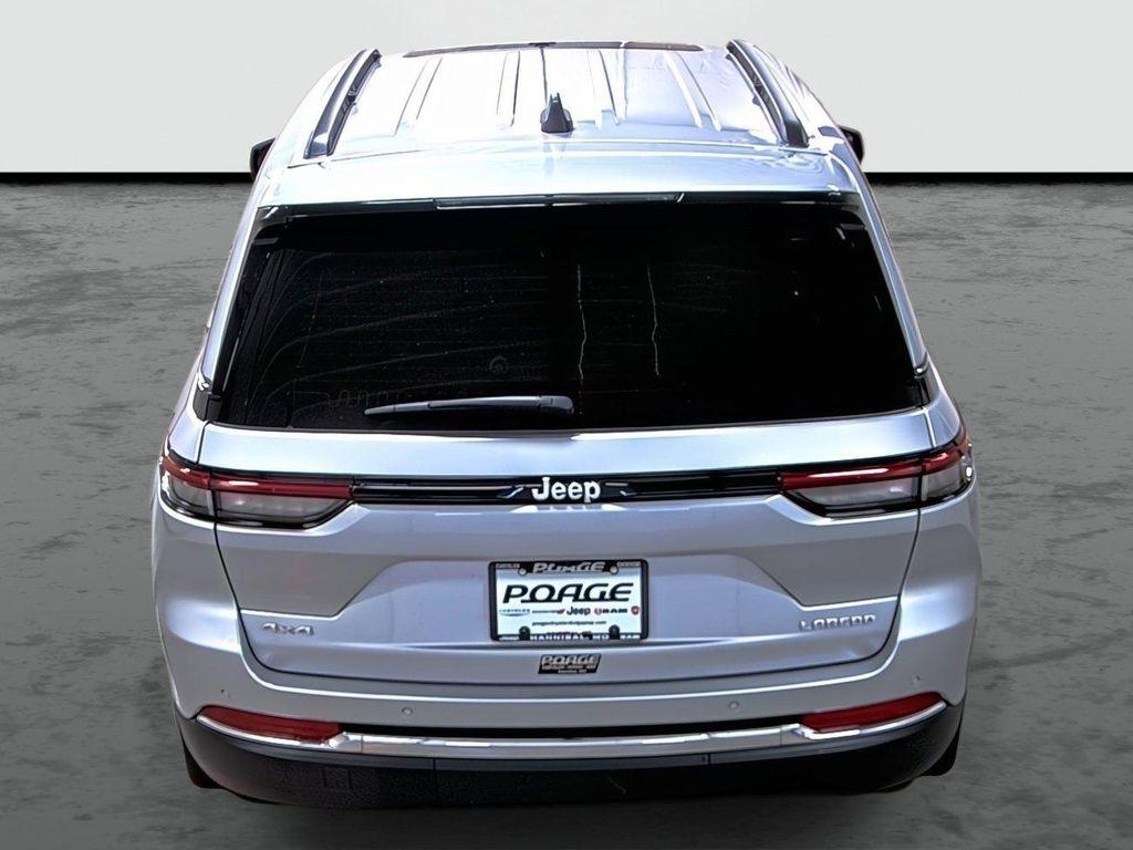 new 2026 Jeep Grand Cherokee car, priced at $40,830