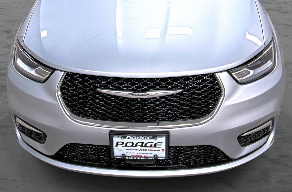 new 2026 Chrysler Pacifica car, priced at $38,535