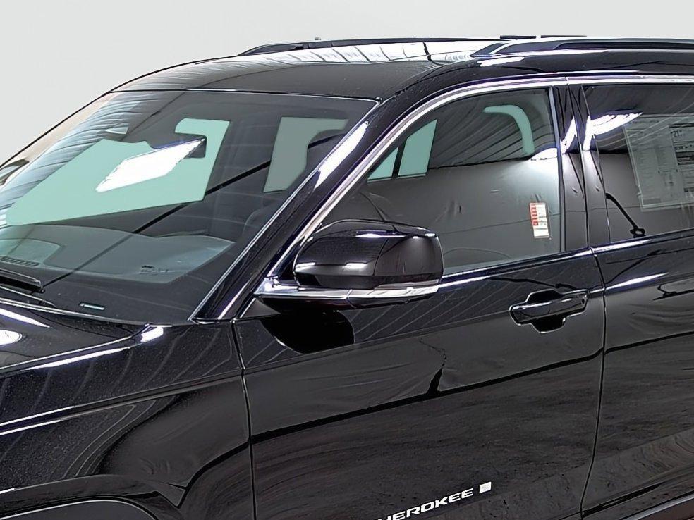 new 2025 Jeep Grand Cherokee L car, priced at $47,030