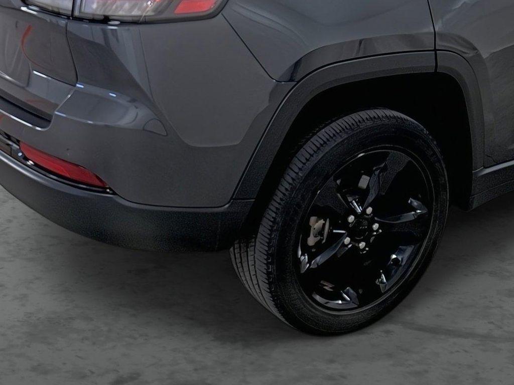 used 2023 Jeep Grand Cherokee car, priced at $33,990