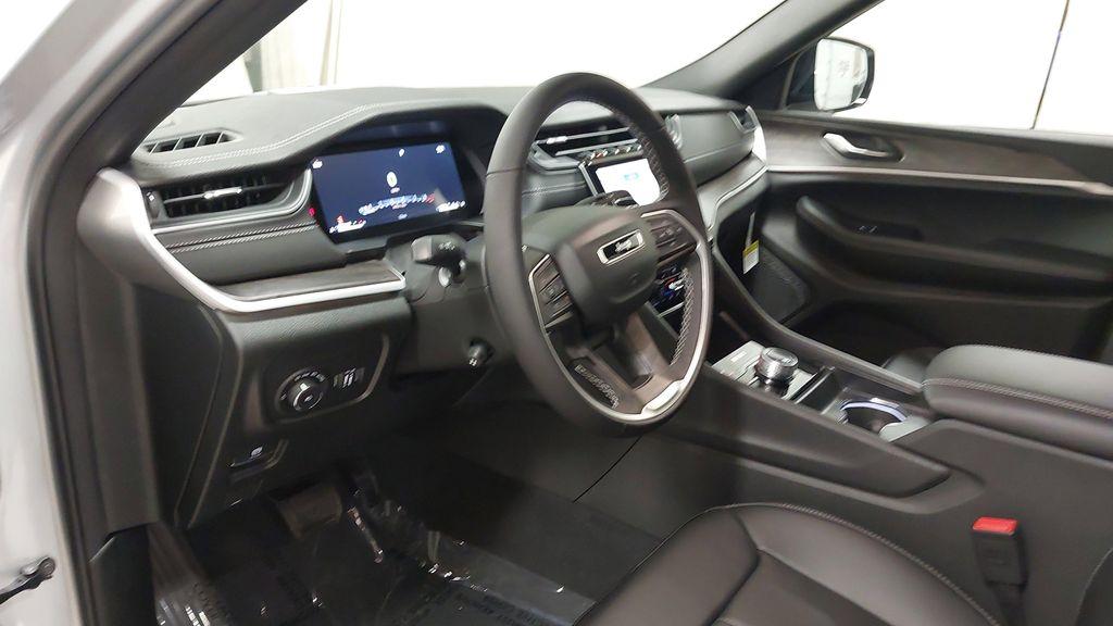 new 2025 Jeep Grand Cherokee L car, priced at $47,030