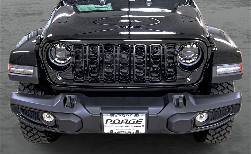 new 2026 Jeep Gladiator car, priced at $44,310