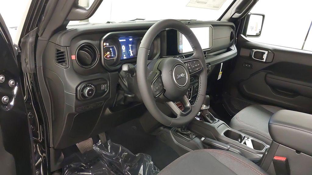 new 2025 Jeep Wrangler car, priced at $48,477