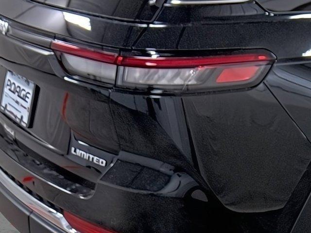 new 2025 Jeep Grand Cherokee car, priced at $46,375