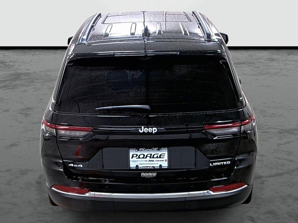 new 2025 Jeep Grand Cherokee car, priced at $46,375