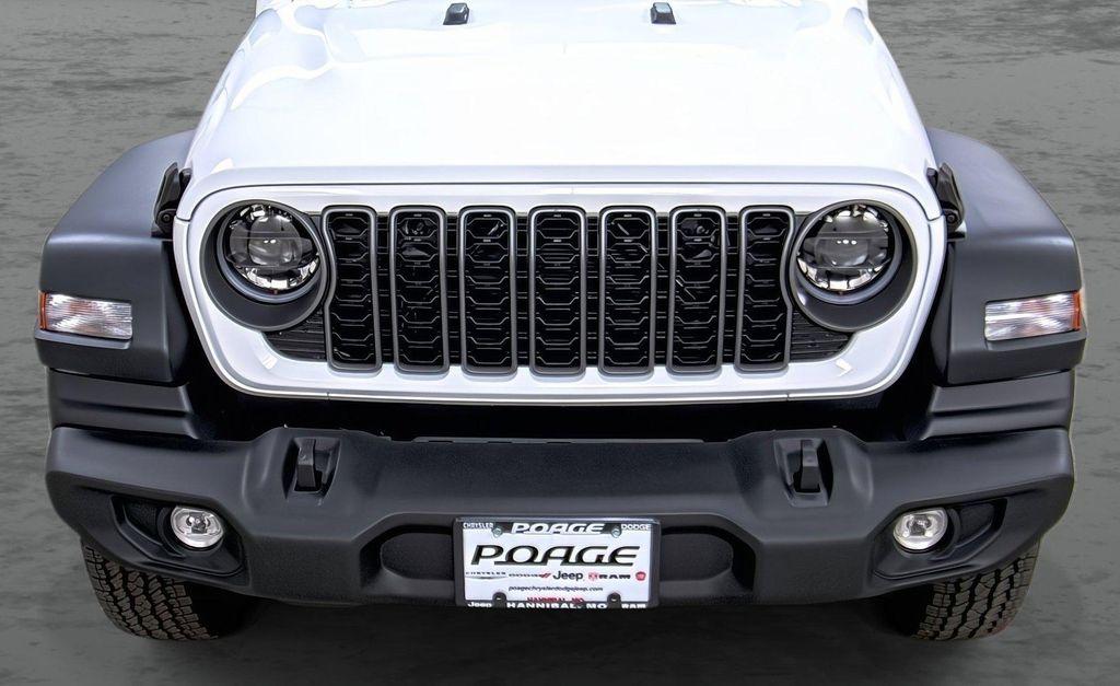 new 2026 Jeep Wrangler car, priced at $42,221