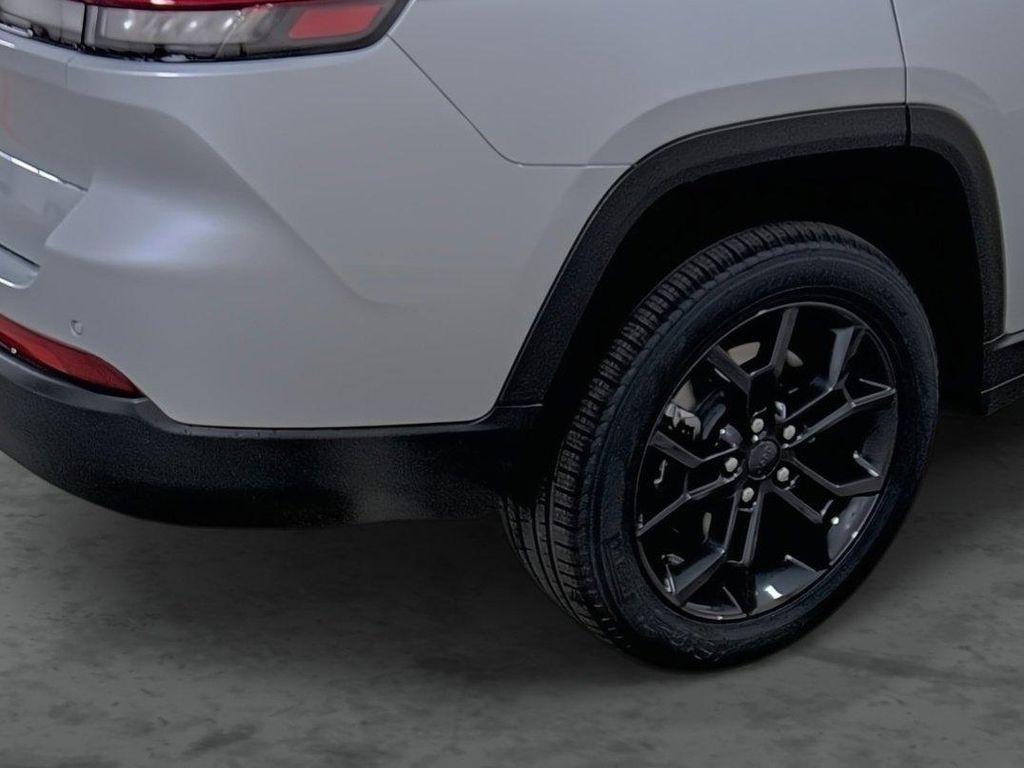 new 2025 Jeep Grand Cherokee L car, priced at $46,330