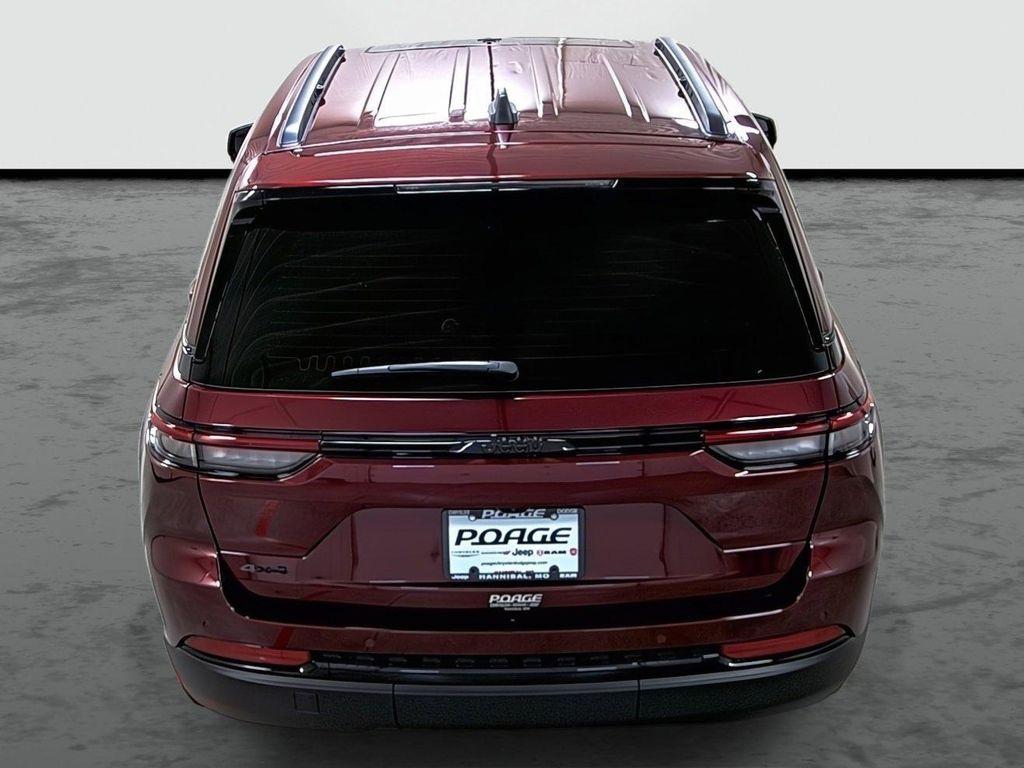 new 2025 Jeep Grand Cherokee car, priced at $37,475