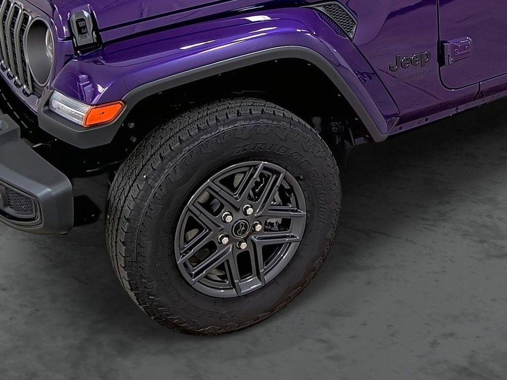 new 2026 Jeep Gladiator car, priced at $42,160