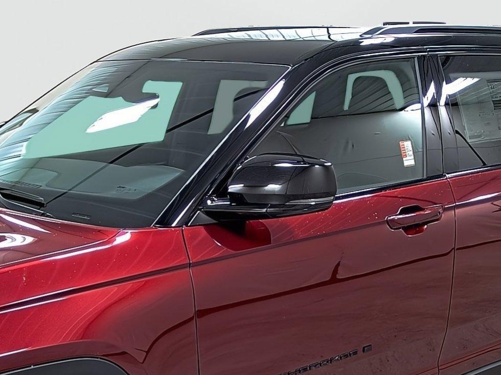 new 2025 Jeep Grand Cherokee car, priced at $44,480