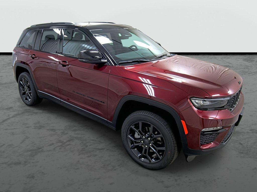 new 2025 Jeep Grand Cherokee car, priced at $44,480