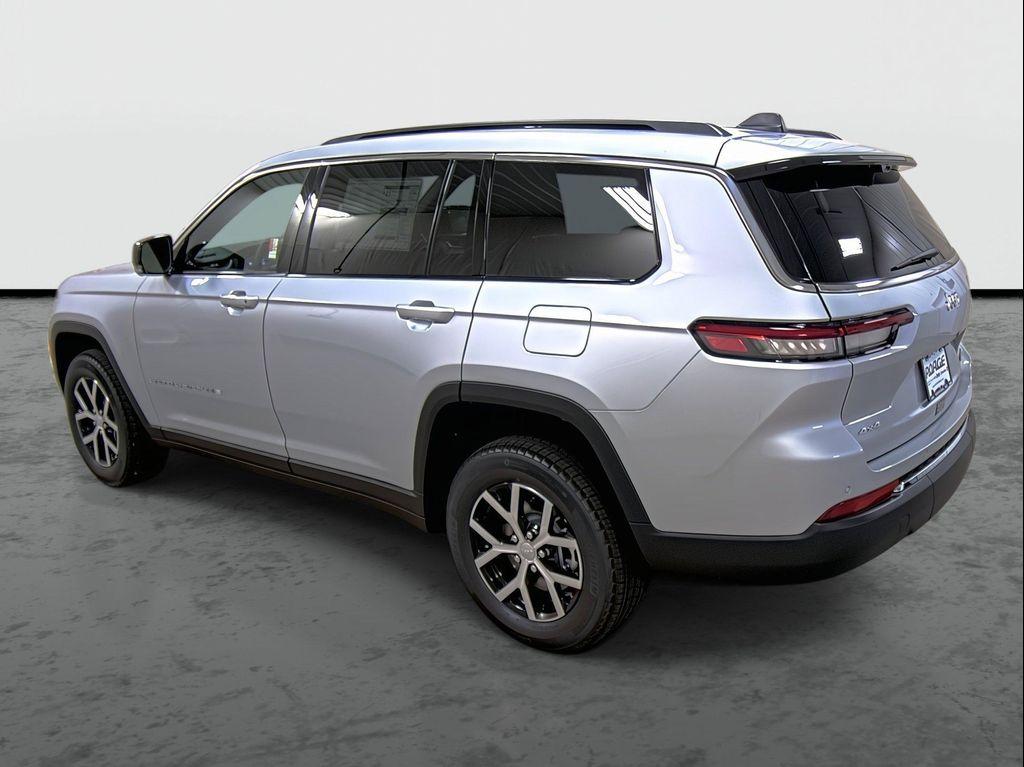 new 2025 Jeep Grand Cherokee L car, priced at $44,530