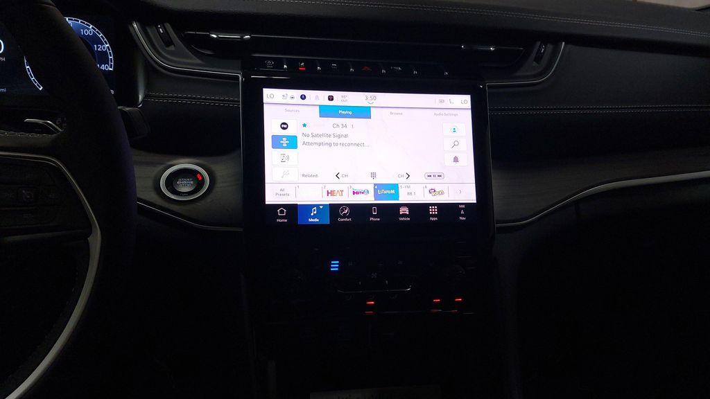 new 2025 Jeep Grand Cherokee L car, priced at $44,530