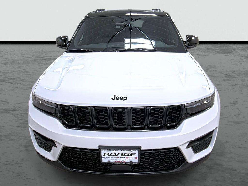new 2025 Jeep Grand Cherokee car, priced at $54,635