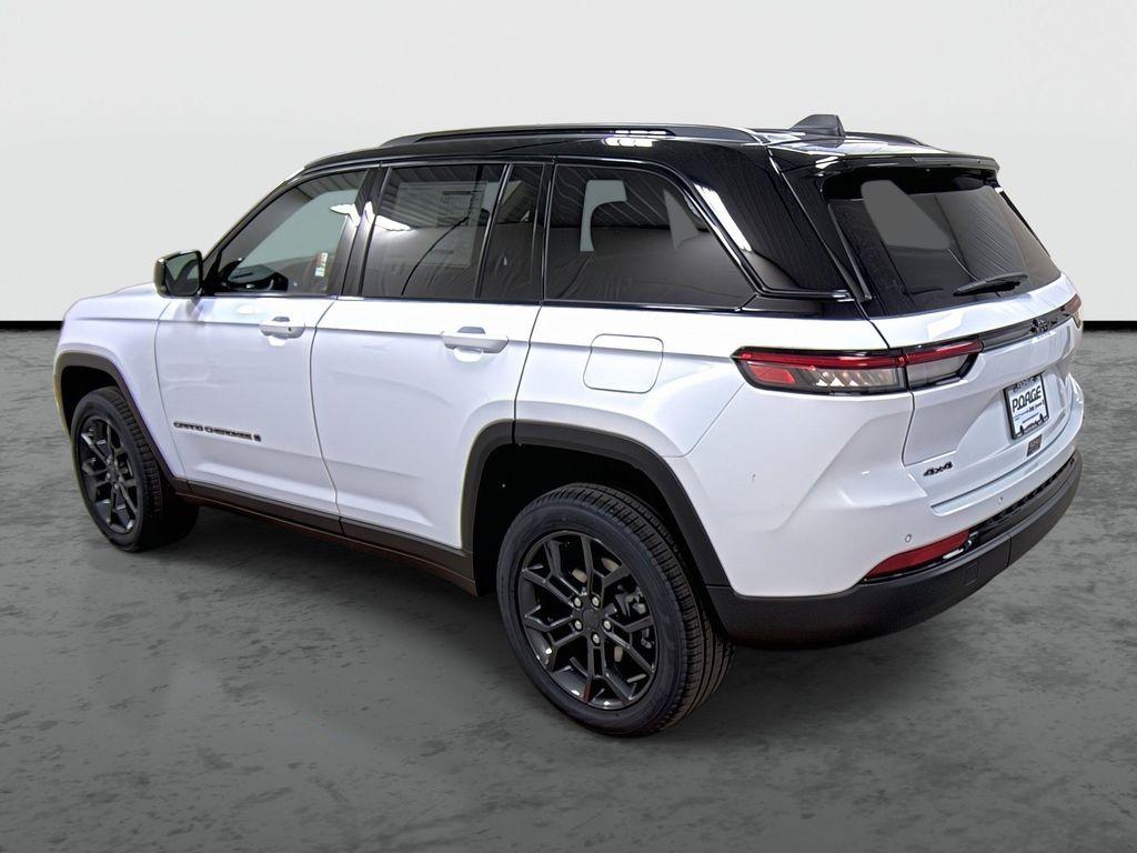new 2025 Jeep Grand Cherokee car, priced at $54,635