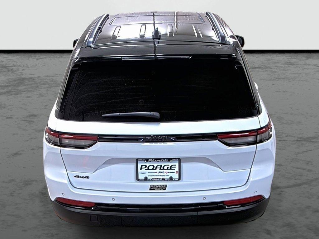 new 2025 Jeep Grand Cherokee car, priced at $54,635