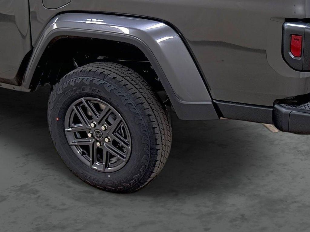 new 2026 Jeep Gladiator car, priced at $41,690