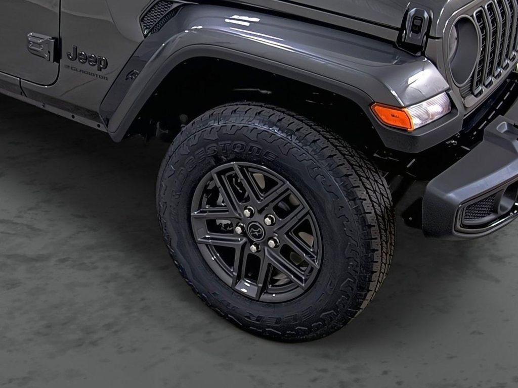 new 2026 Jeep Gladiator car, priced at $41,690