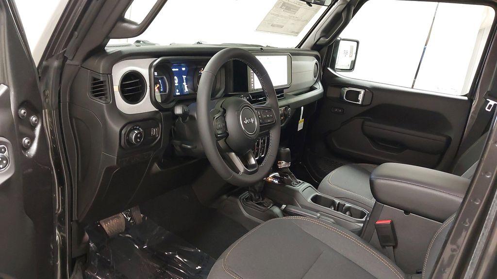 new 2026 Jeep Gladiator car, priced at $41,690