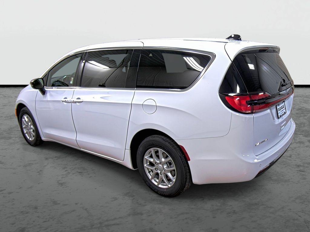 new 2026 Chrysler Pacifica car, priced at $36,640