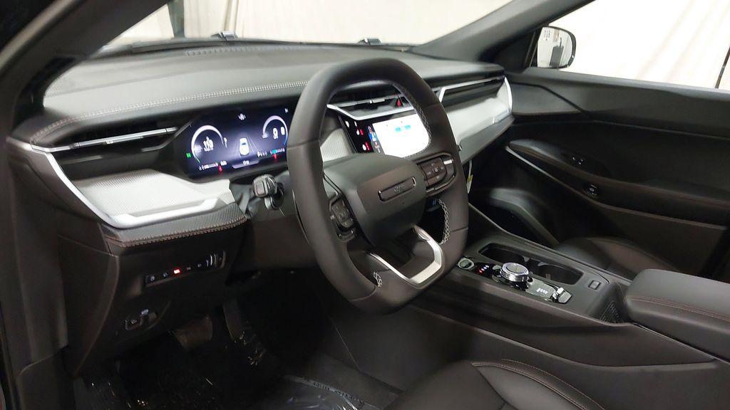 new 2026 Jeep Cherokee car, priced at $42,893