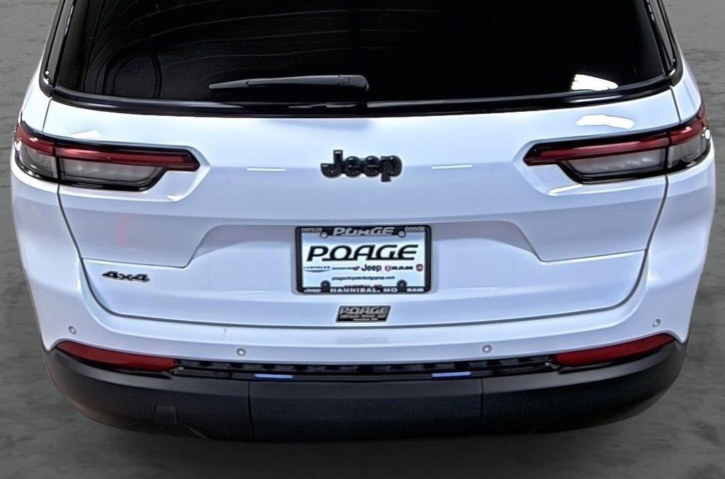 used 2024 Jeep Grand Cherokee L car, priced at $33,990