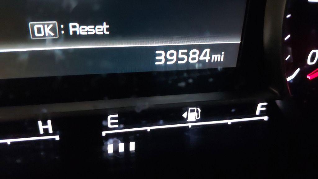 used 2023 Kia Sorento car, priced at $28,326