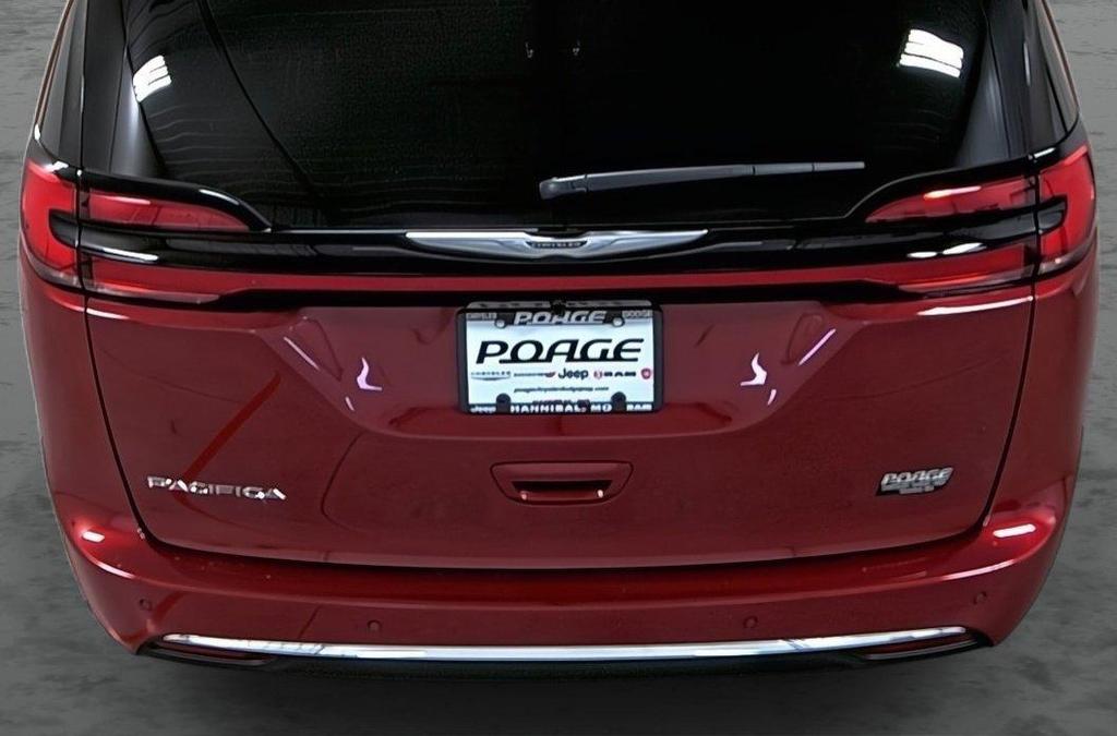 new 2026 Chrysler Pacifica car, priced at $36,635