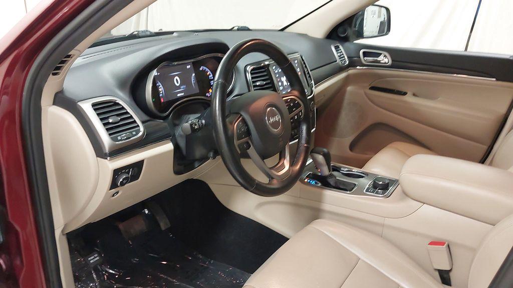 used 2021 Jeep Grand Cherokee car, priced at $28,924