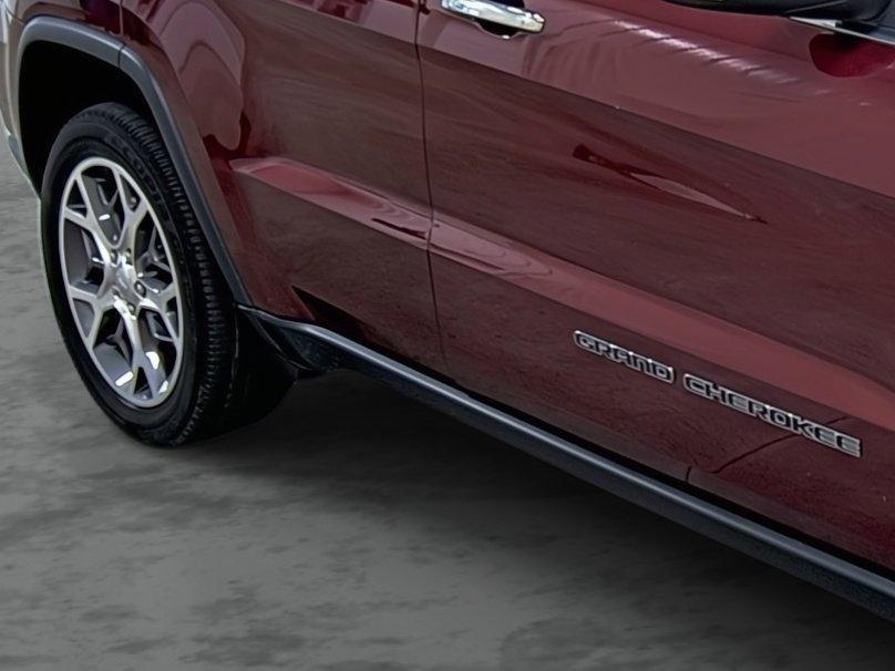 used 2021 Jeep Grand Cherokee car, priced at $28,924