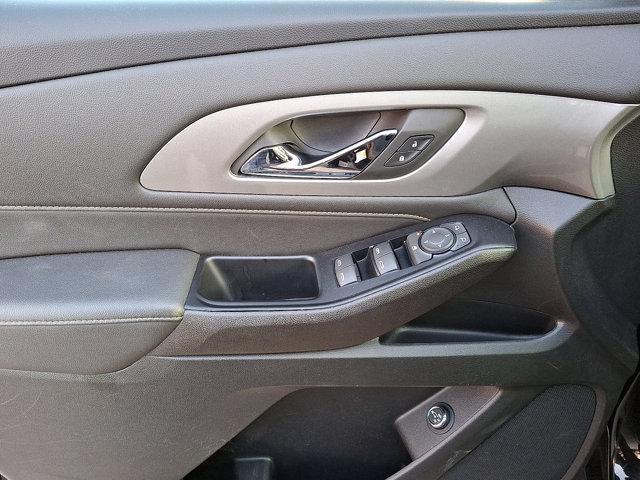 used 2023 Chevrolet Traverse car, priced at $30,991