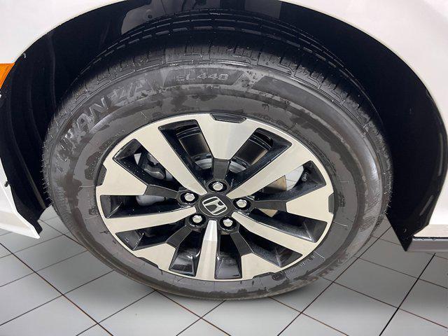 new 2026 Honda Odyssey car, priced at $42,814