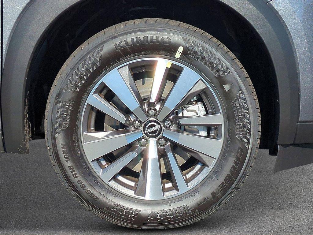new 2026 Nissan Pathfinder car, priced at $45,266