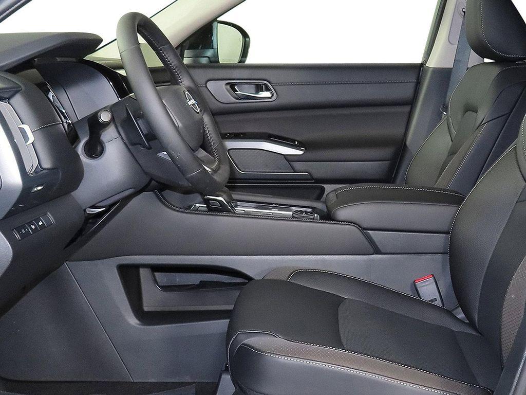 new 2026 Nissan Pathfinder car, priced at $45,266