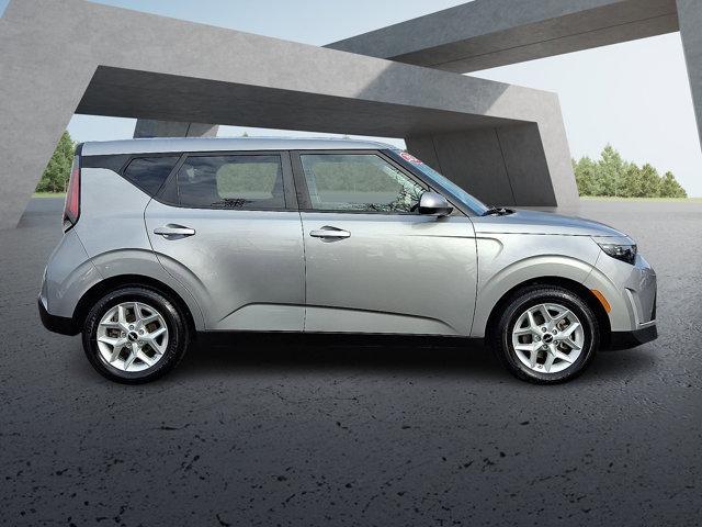 used 2024 Kia Soul car, priced at $17,222