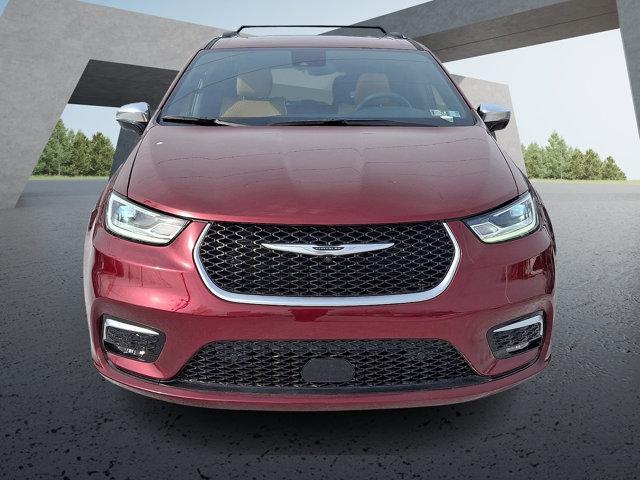 used 2023 Chrysler Pacifica car, priced at $37,555