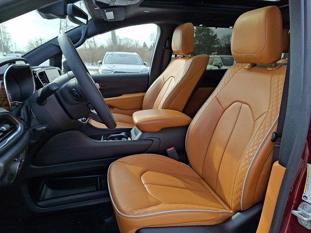 used 2023 Chrysler Pacifica car, priced at $37,555
