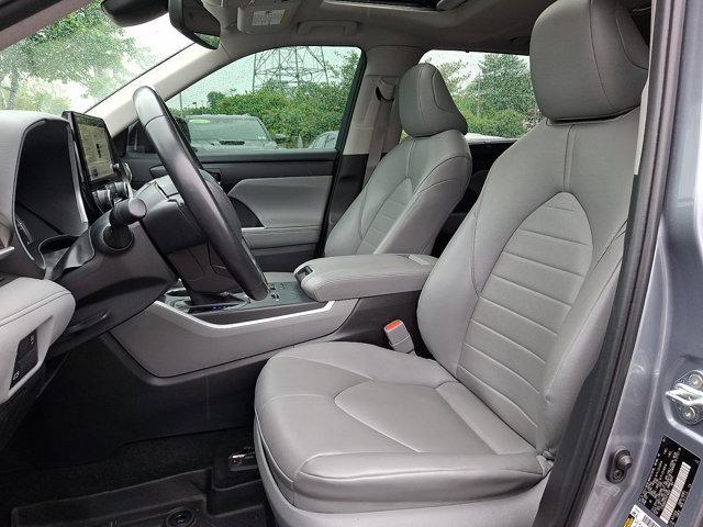 used 2023 Toyota Highlander car, priced at $37,145