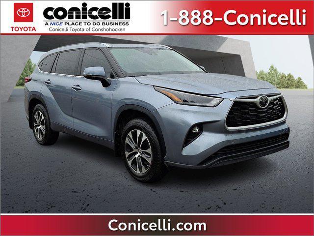 used 2023 Toyota Highlander car, priced at $37,145