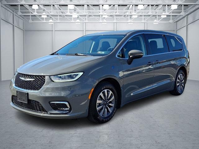 used 2023 Chrysler Pacifica Hybrid car, priced at $26,439