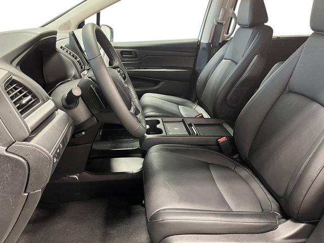new 2026 Honda Odyssey car, priced at $43,159