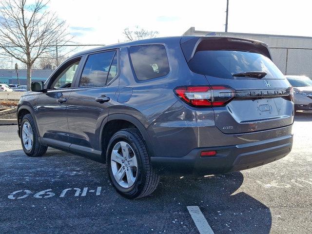 used 2023 Honda Pilot car, priced at $28,995