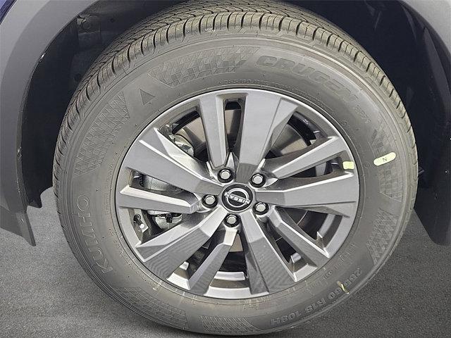 new 2025 Nissan Pathfinder car, priced at $42,114