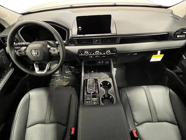 new 2025 Honda Pilot car, priced at $46,408